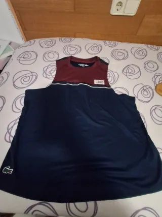 Top Lacoste Azul