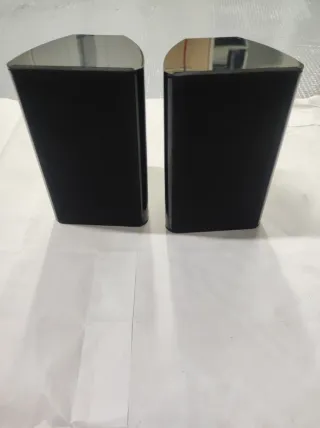 Altavoces Onkyo Surround y Subwoofer Negro