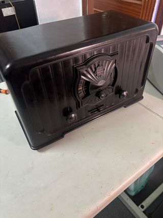 Radio antigua de valvulad Telefunken 340