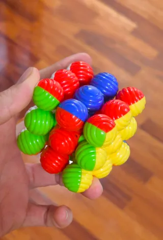 RUBIK PAREJA EXTRAÑA