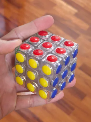 RUBIK PAREJA EXTRAÑA