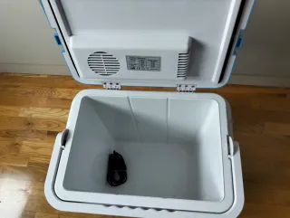 Nevera portátil azul