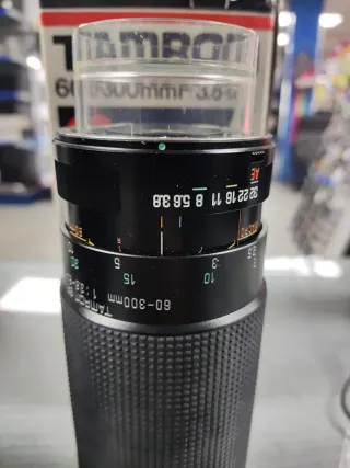 Objetivo Tamron SP 60-300mm f/3.8-5.4