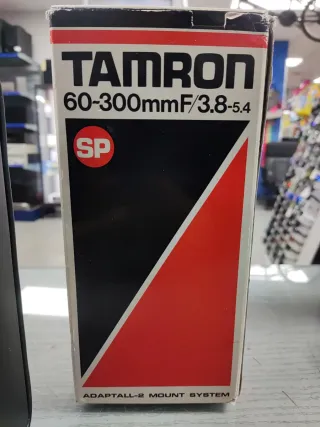 Objetivo Tamron SP 60-300mm f/3.8-5.4