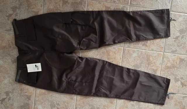 Pantalón de caza verde oliva