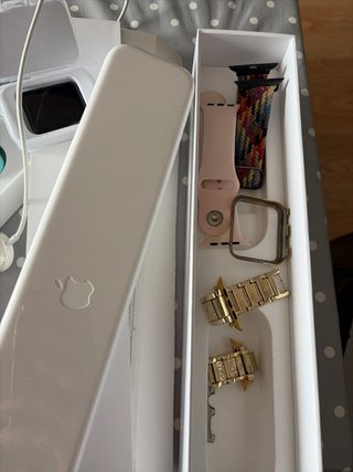 Lote Apple: iPhones, AirPods y Watch