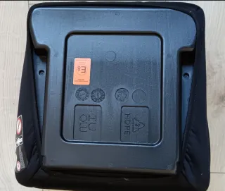 Alzador de coche para niño negro