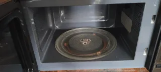 Microondas Qilive 20L 700W