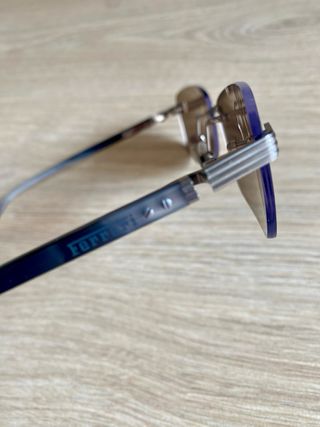 Occhiali da sole Ferrari in titanio