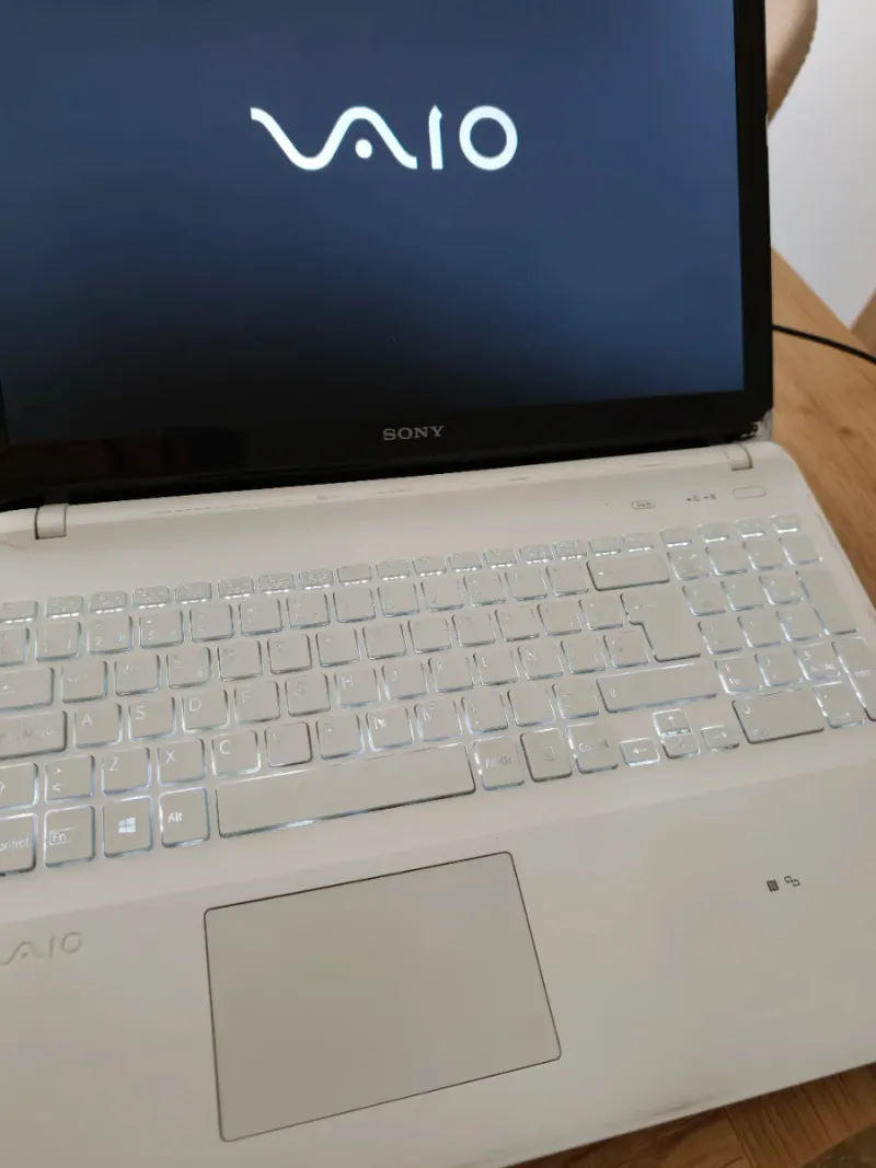 Portátil Sony Vaio SVF153A1YM Blanco afbeelding 4