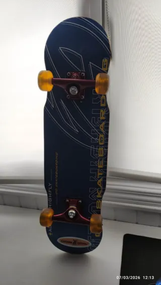 Longboard completo en buen estado