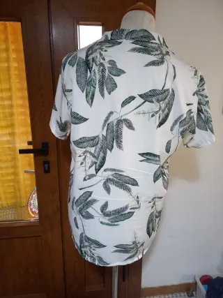 Camisa Hawaiana Estampada Manga Corta