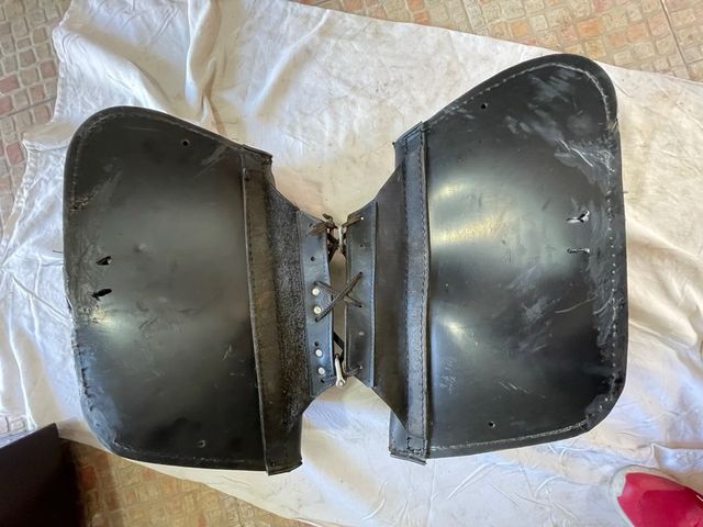 Alforjas de cuero para moto