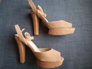 Sandalias Bimba y Lola Talla 37