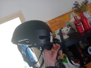 Casco Negro G69 con Luces LED