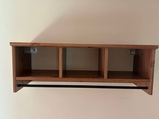 Appendiabiti in legno con appendini