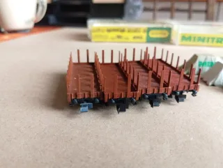 Lote 4 vagones MINITRIX