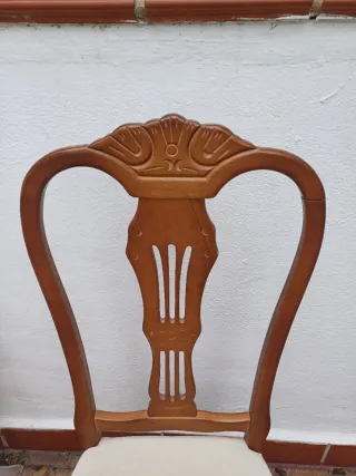 6 Sillas de Madera Tapizadas Beige