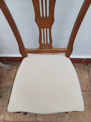 6 Sillas de Madera Tapizadas Beige