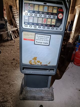 Azcoyen N-61/D/14/12-R Máquina Expendedora