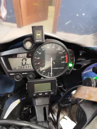 Yamaha R1