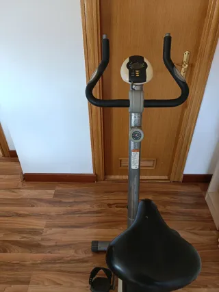 Bicicleta Estática Fitness