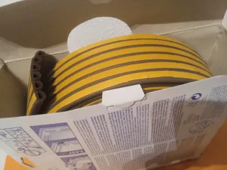 Tesa Moll D-Profile Tira Sellado goma 25m