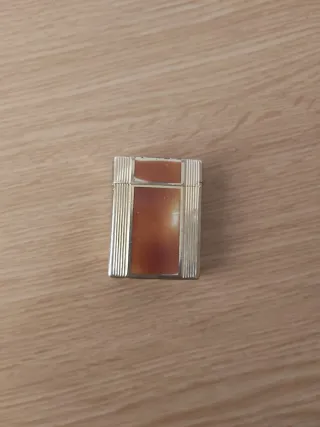 Mechero S.T. Dupont de oro Paris Made in France