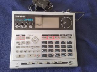 BOSS DR-880 Caja de Ritmos