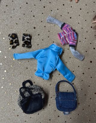 Set di abbigliamento e accessori per Bratz