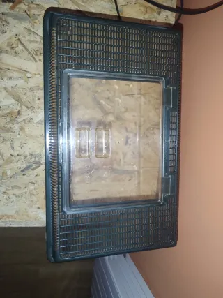 Terrario seminuevo verde y transparente