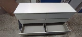 Cómoda IKEA