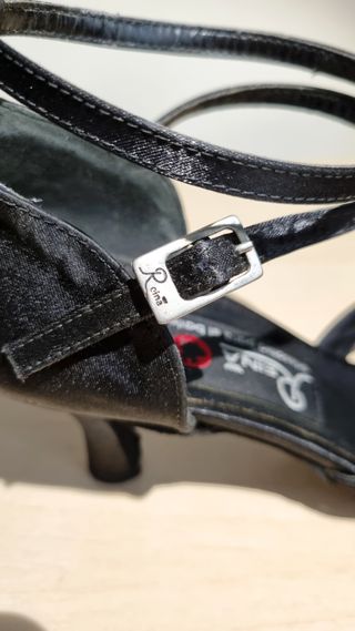 Scarpe da ballo raso nero "Reina"