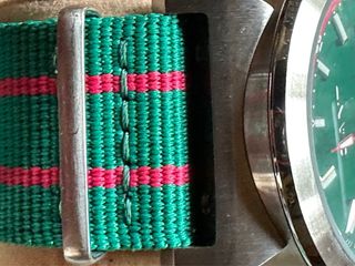 Reloj GANT Cuarzo Correa Trenzada Verde/Rojo