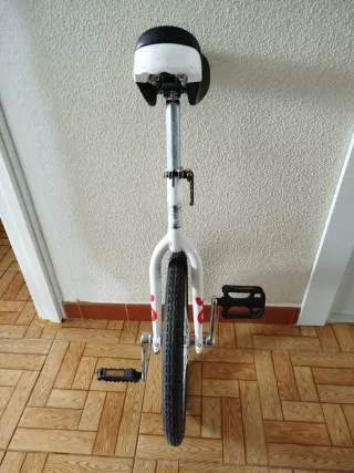 Monociclo blanco 18 pulgadas marca only one