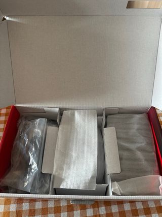 Nintendo Switch Azul/Rojo Casi Nueva + Regalos