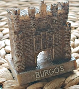 Arco de Santa María de Burgos en Resina
