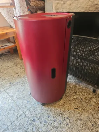 Estufa de butano negra