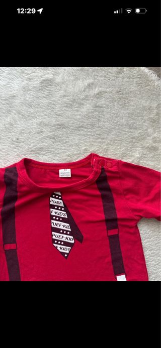 Pagliaccetto neonato rosso con finta salopette