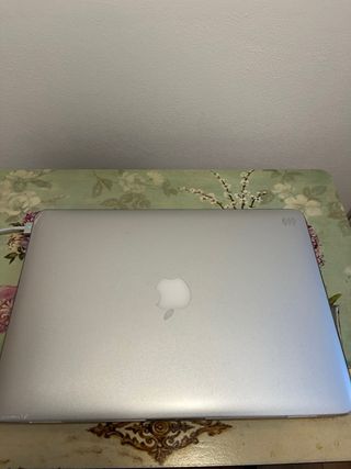 MacBook Air 13” 2017 Recién Restablecido