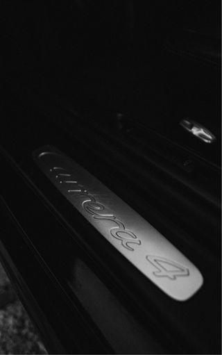 Porsche 911 Carrera 4 Manual