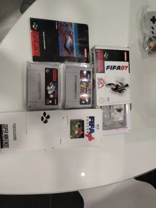Console Super Nintendo SNES con scatola + 3 giochi