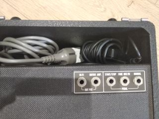 Caja de Ritmos Korg Mini Pops + Pedal