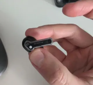 Auricular izquierdo Nothing Ear