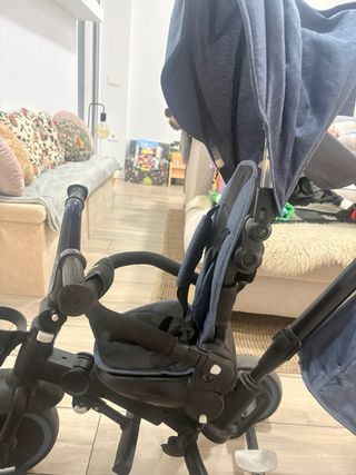 Triciclo infantil azul