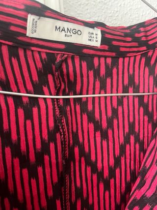 Camisa Mango Fucsia y Negro Zigzag