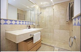 Piso en alquiler en Los Naranjos - Las Brisas en Marbella