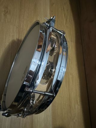 Caja Jungle Sonor, de 10 pulgadas con sonajeros