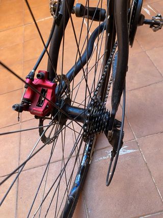 Bicicleta Gravel Conor Negra y Roja