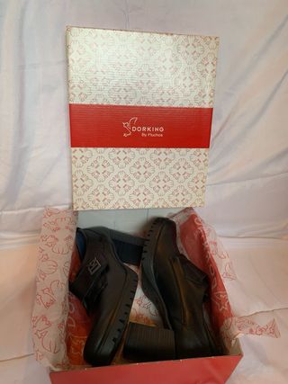 Zapatos Dorking by Fluchos Talla 40 Negros